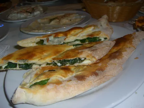 فطيرة تونة