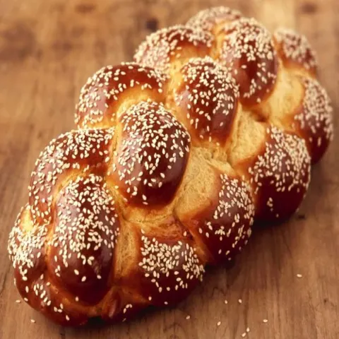 عيش بريوش