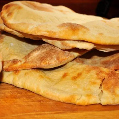 عيش شامي